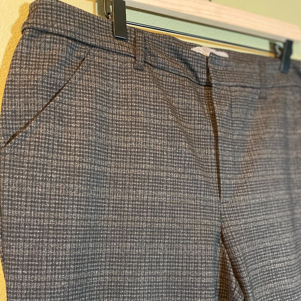 Sky-high-rise straight leg ankle subtle plaid pattern